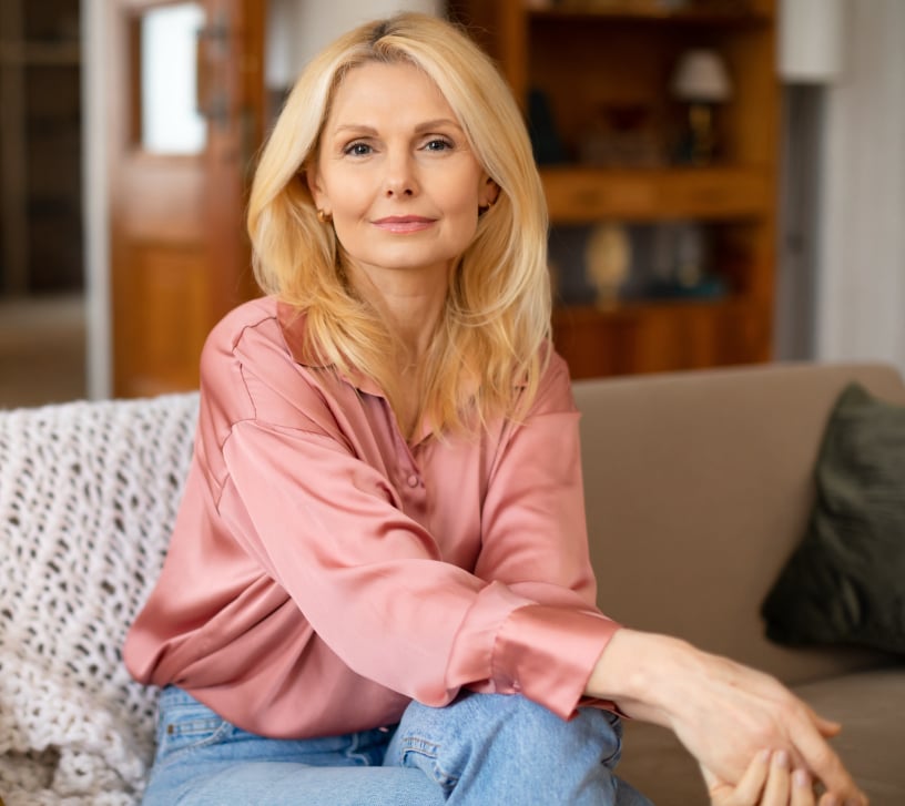 senior woman dating